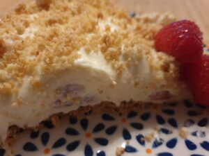 No Bake Cheese & Berries Cake